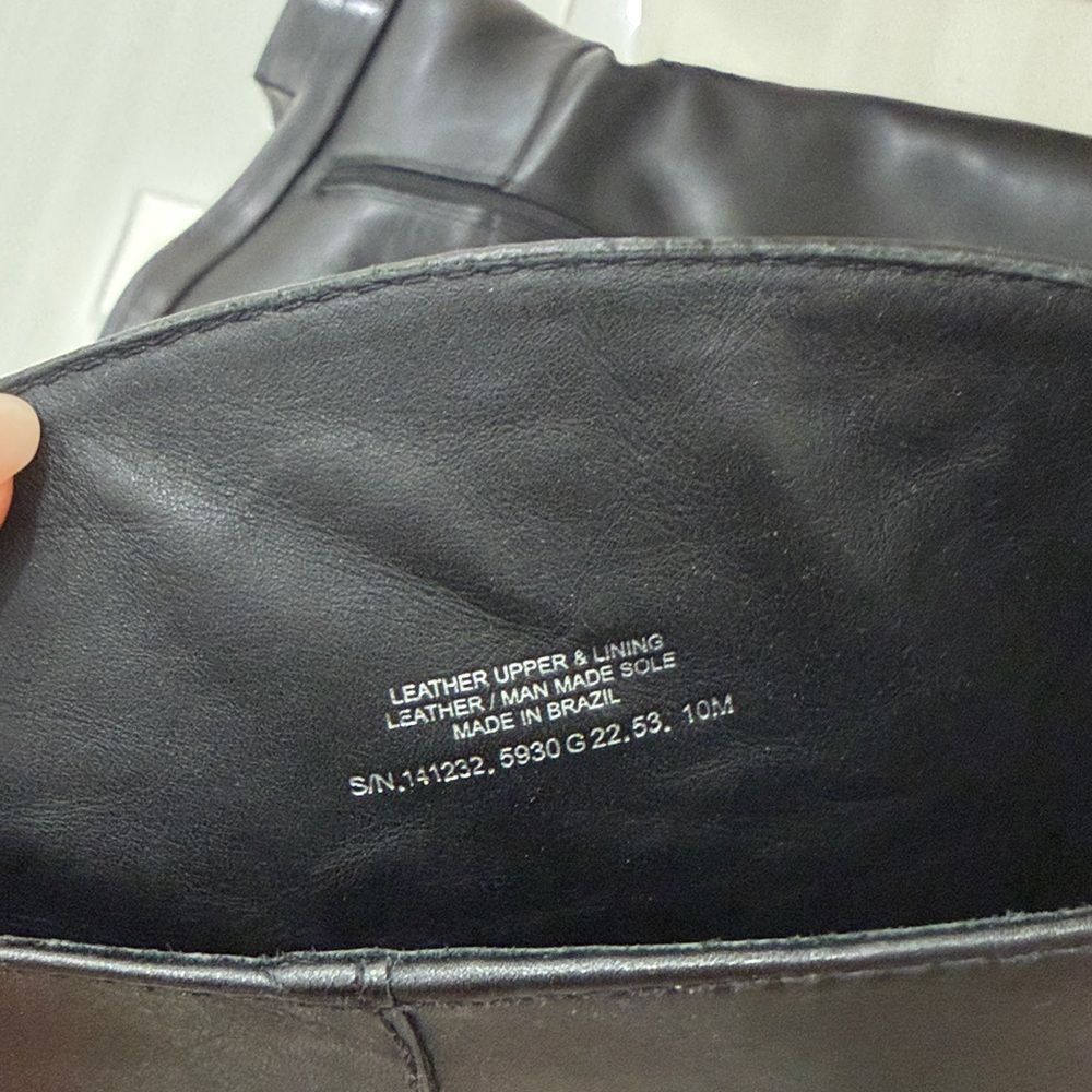 Black Knee-High Leather Boots - Picture 5 of 5